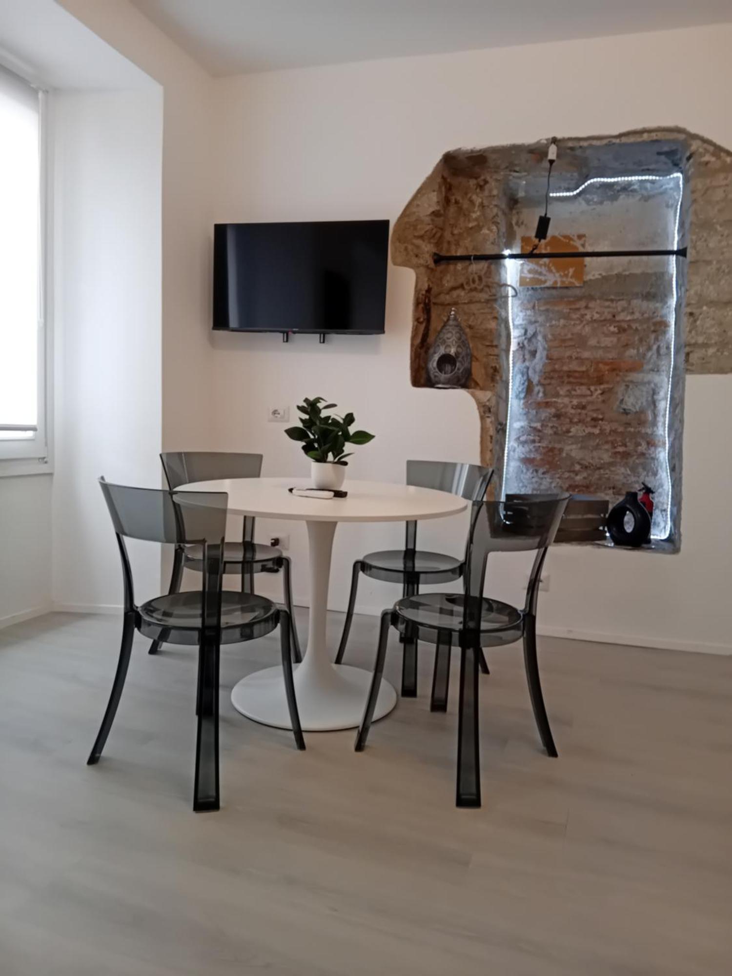 History Luxury Central Apartment By Revenue House Côme Esterno foto